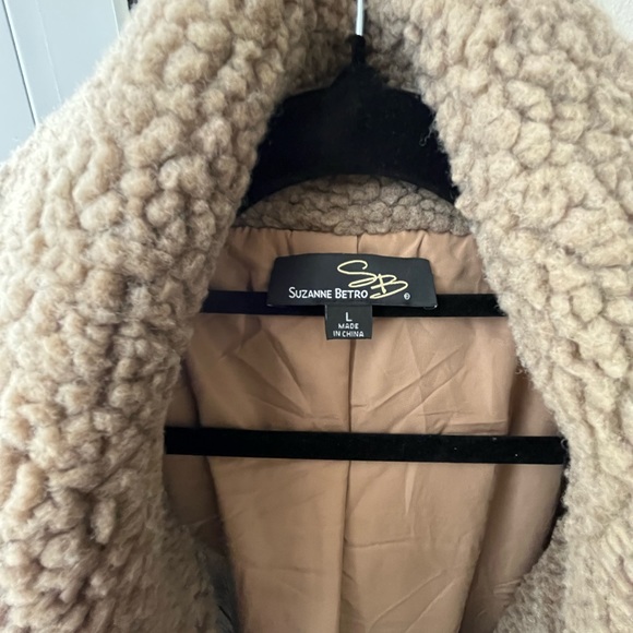 Suzanne Betro coats - Picture 2 of 4